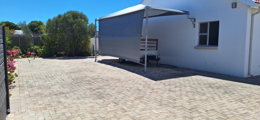 3 Bedroom Property for Sale in Port Owen Western Cape